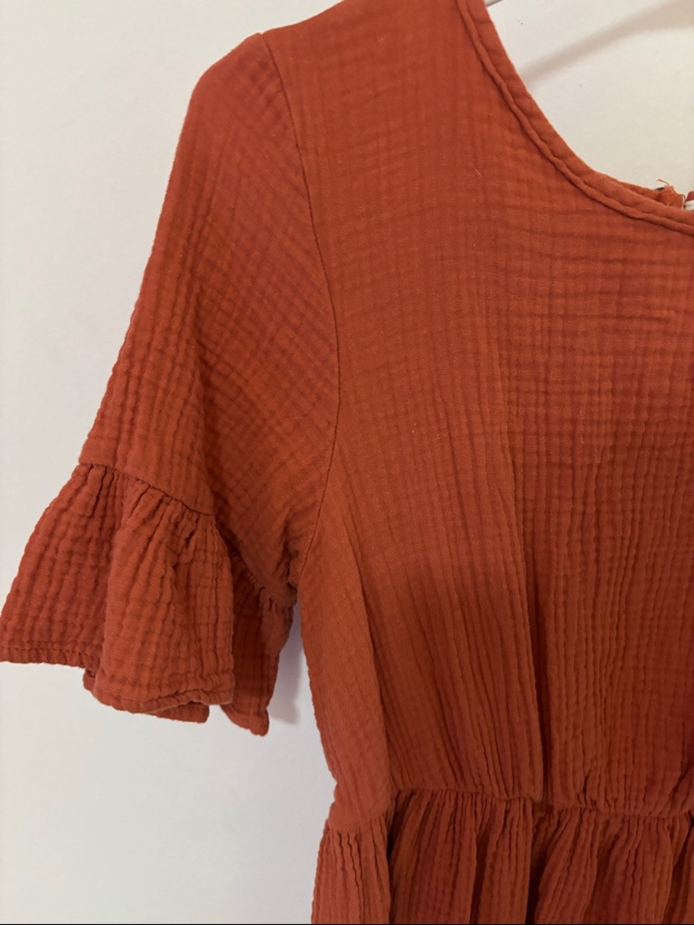 Rust Orange Ruffle-Sleeve Dress - Picture 2 of 4